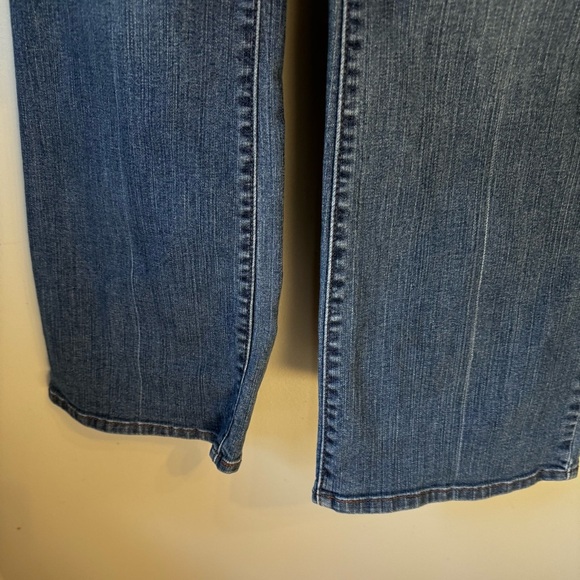 Levi’s 512 Women’s Bootcut Perfectly Slimming High Rise Medium Wash Jeans Sz 14 - Picture 4 of 6